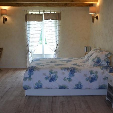 Escale A Villeperdue Chambre Hellulaug Saint-Epain Bagian luar foto